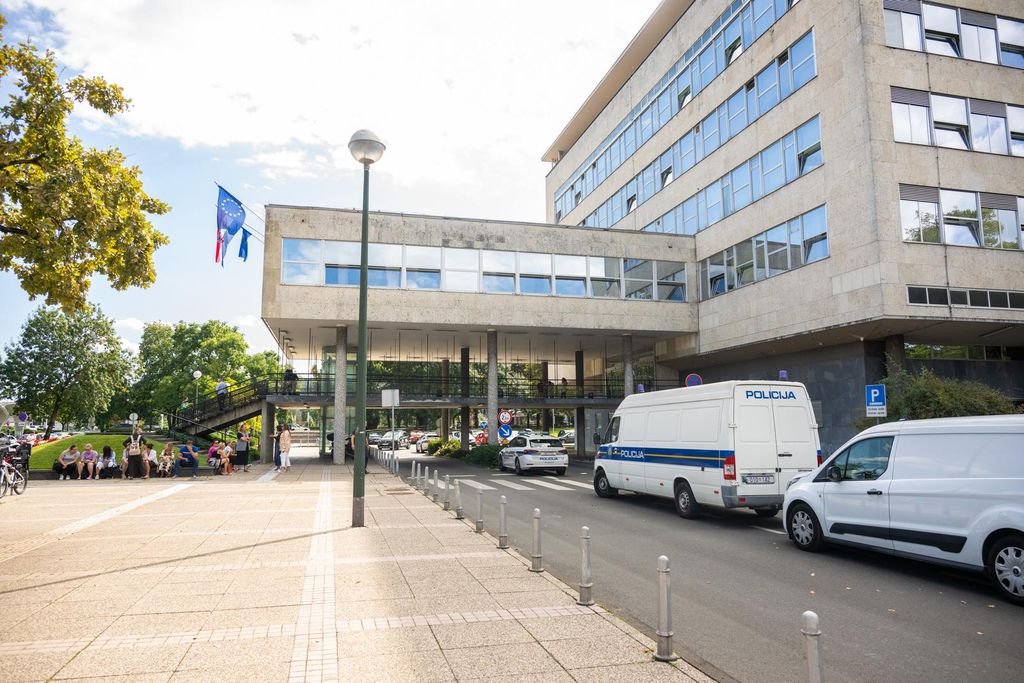 Prijetnja bombom u Zagrebu - 3