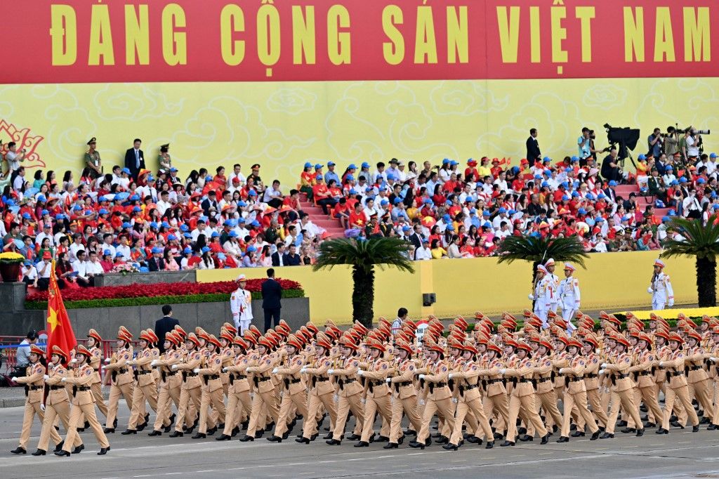Vojna parada u Vijetnamu - 1