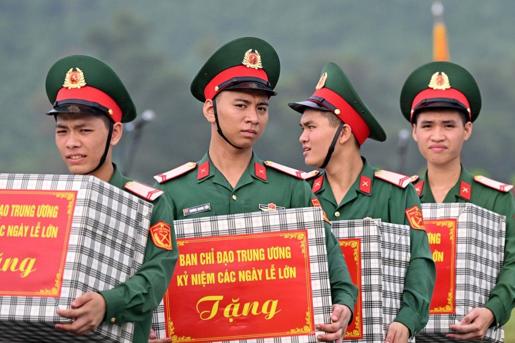 Vojna parada u Vijetnamu - 1