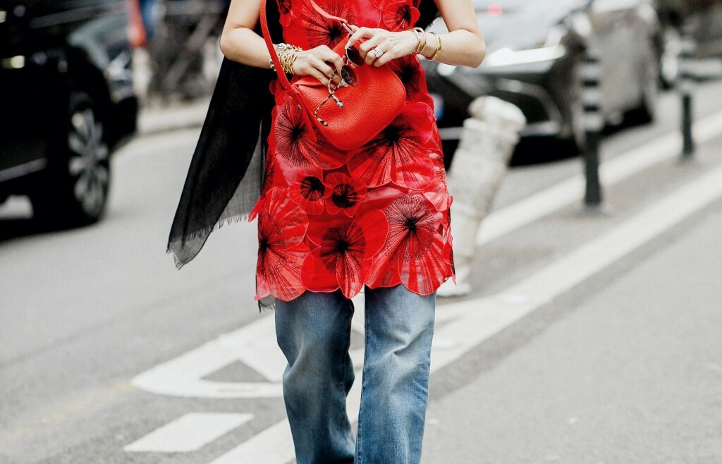 Spoj haljine i hlača u street style izdanju s Tjedna mode