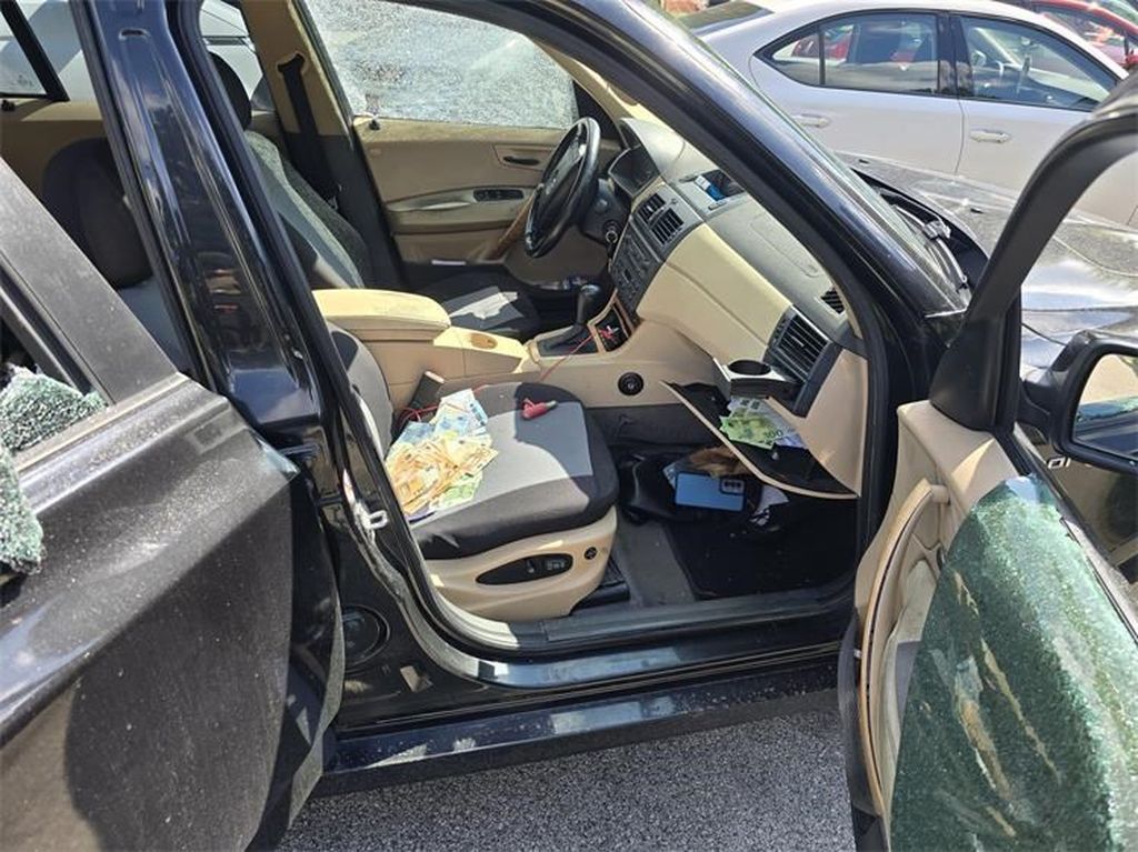 Uhićeni lažni policajci