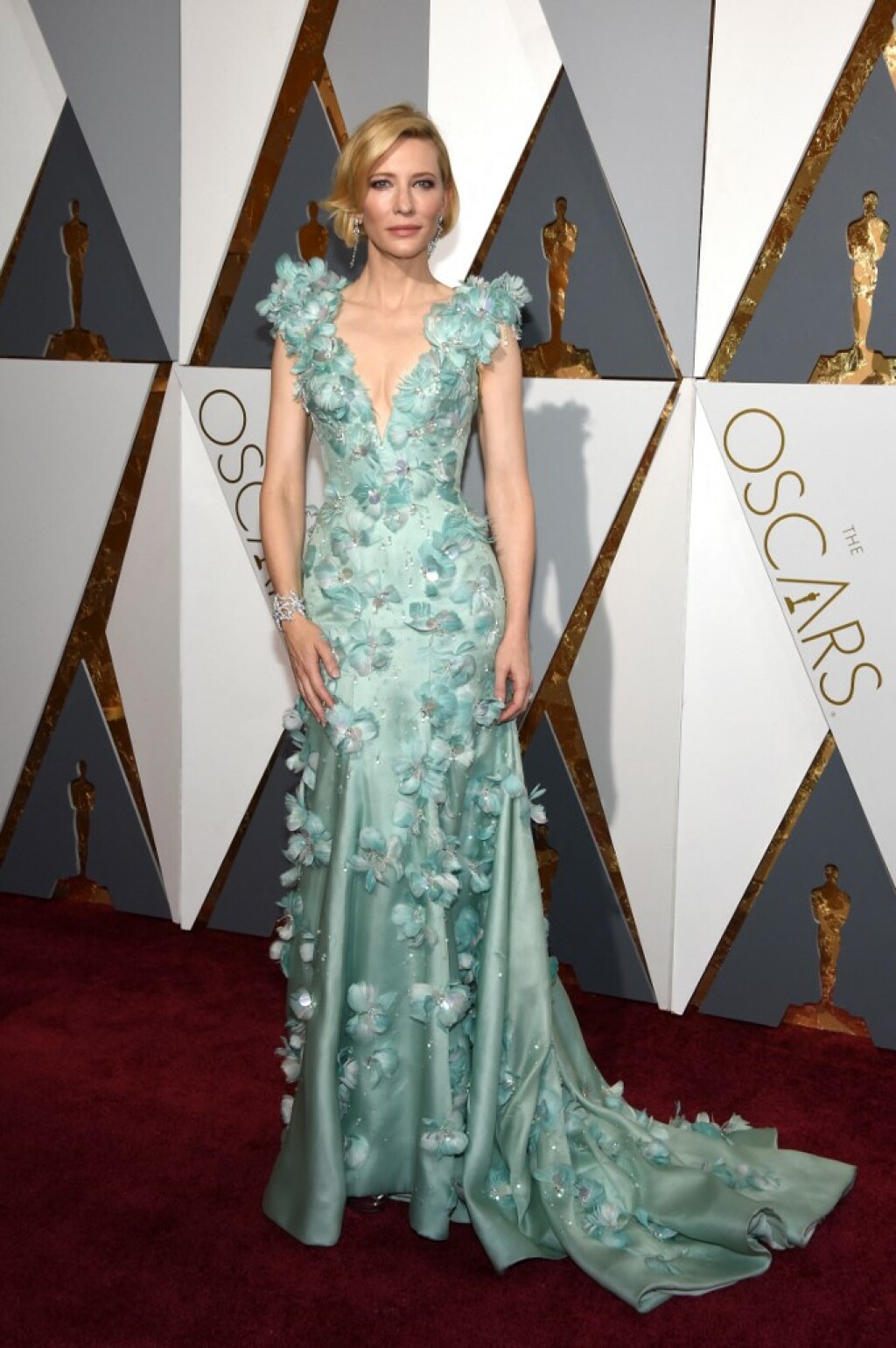 Cate Blanchett na Oscarima 2016. u Armanijevoj haljini