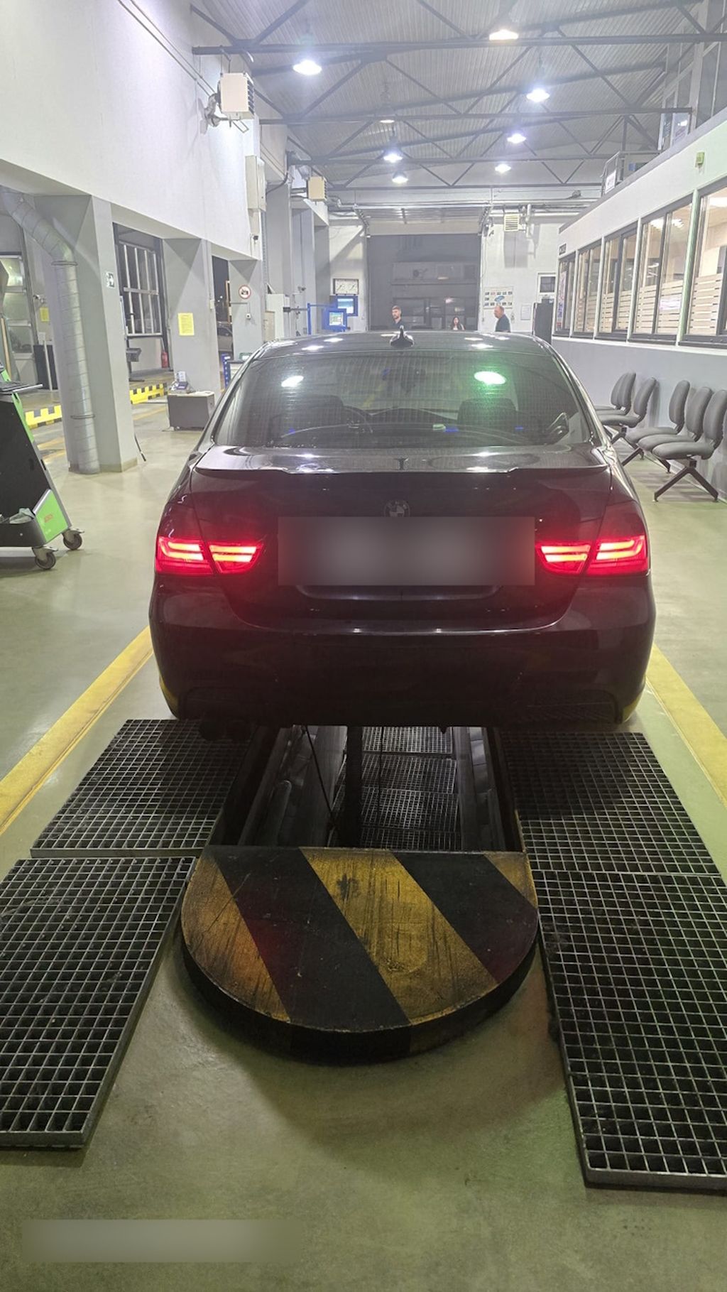 Policija je automobile poslala na tehnički pregled