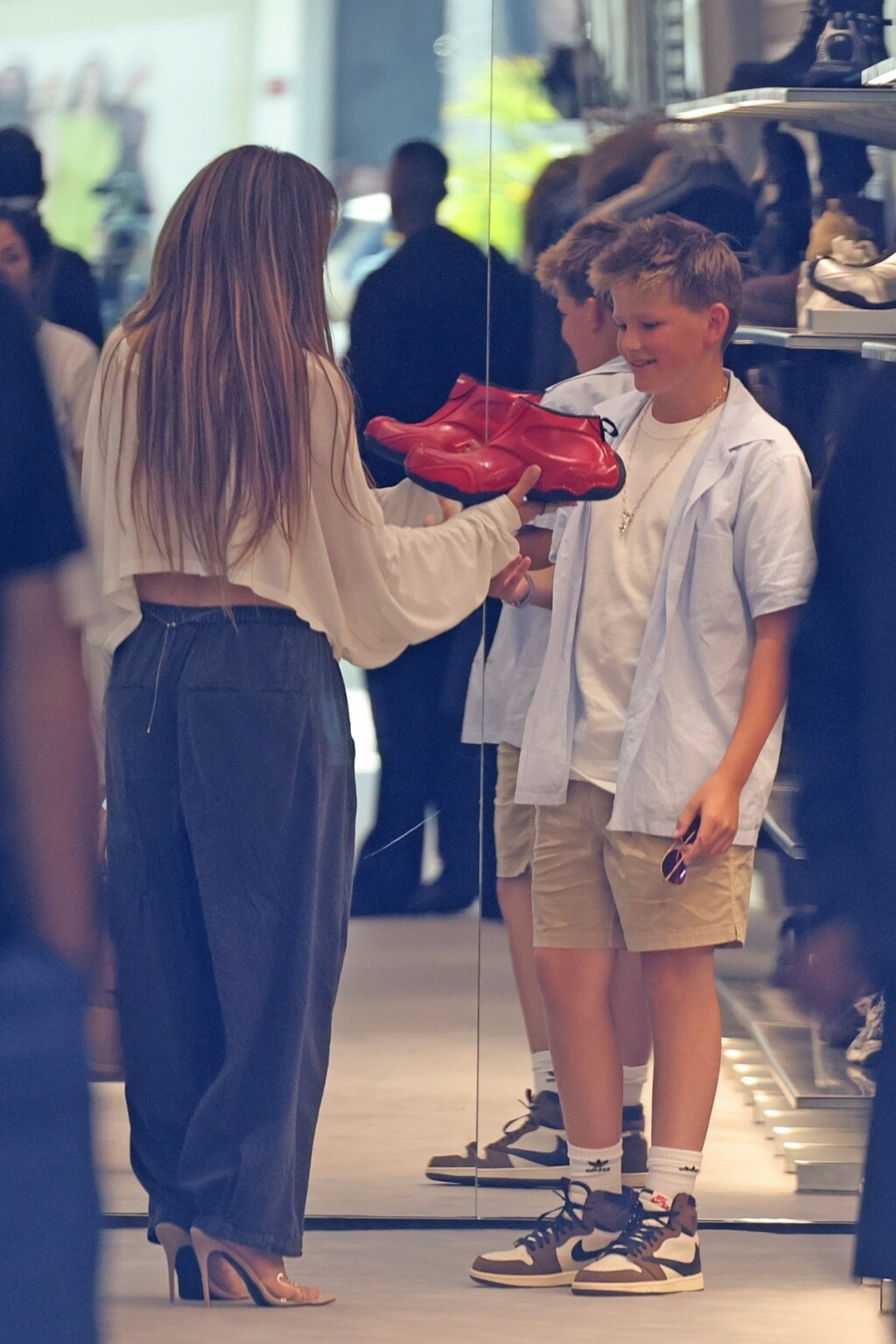 Jennifer Lopez u šopingu sa Samuelom Affleckom