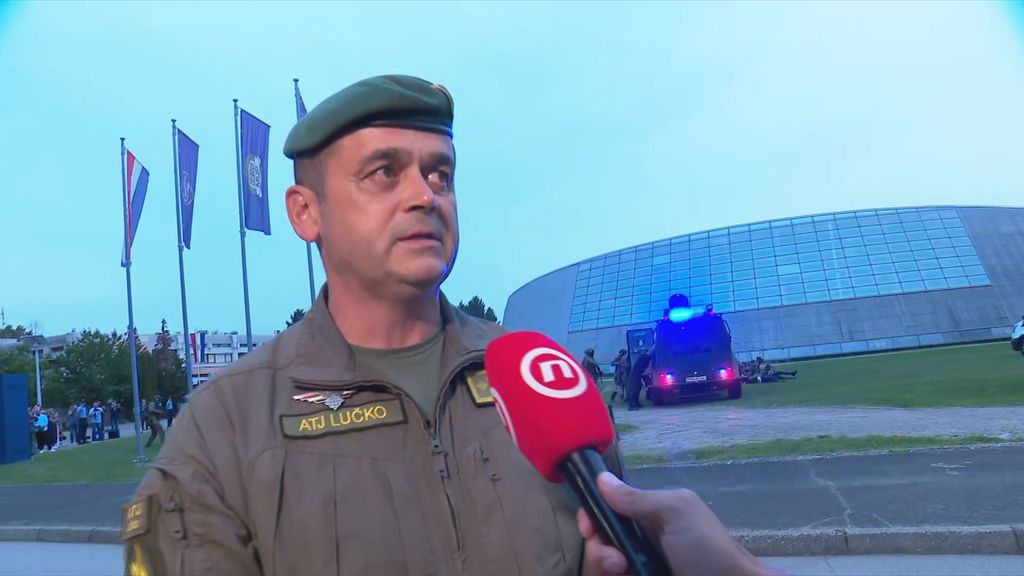 Simulacija akcije antiterorističke postrojbe Lučko
