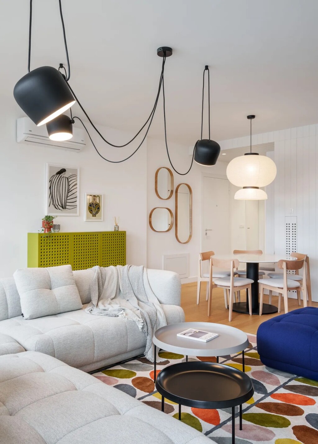 Stan za bračni par koji oduševljava detaljima