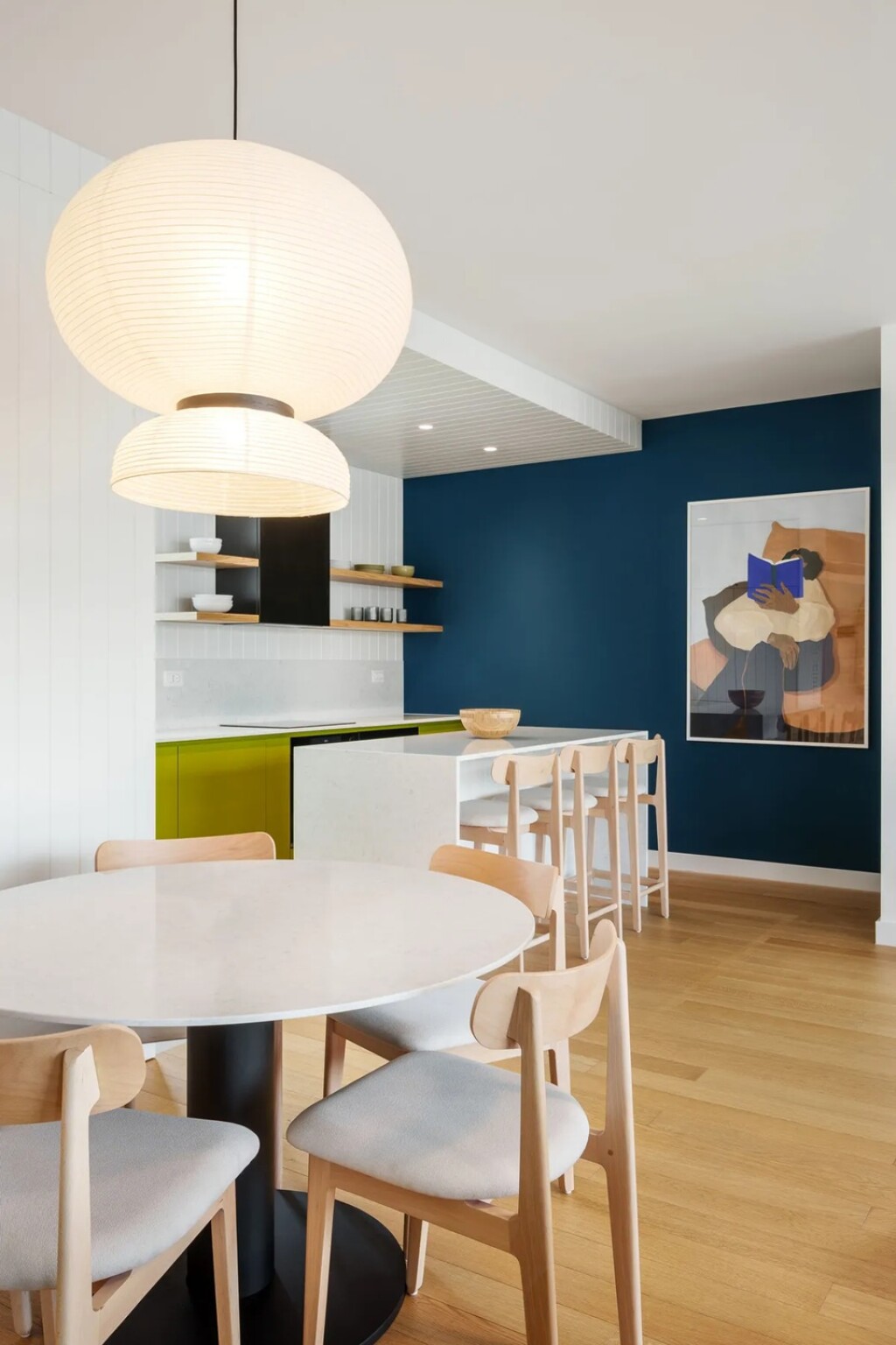 Stan za bračni par koji oduševljava detaljima