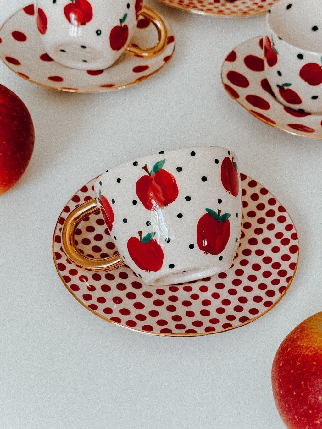 ChiaCups šalice s motivom jabuka