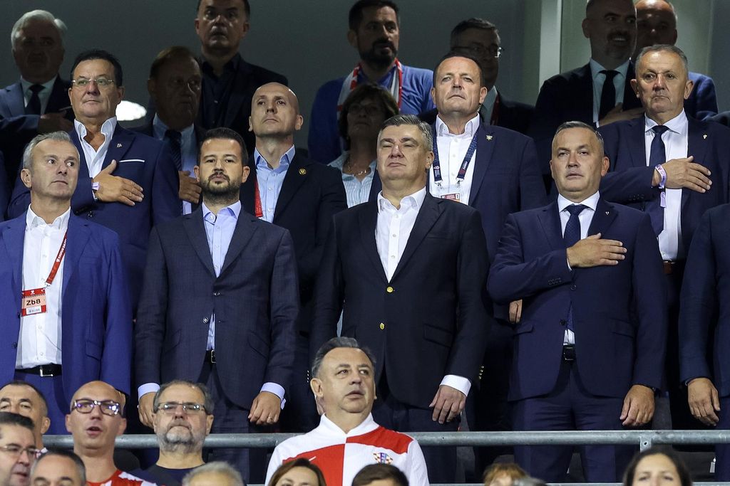 Zoran Milanović u svečanoj loži - 1