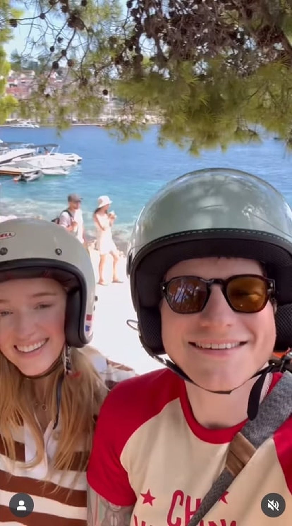 Ed Sheeran i Phoebe Dynevor - 1