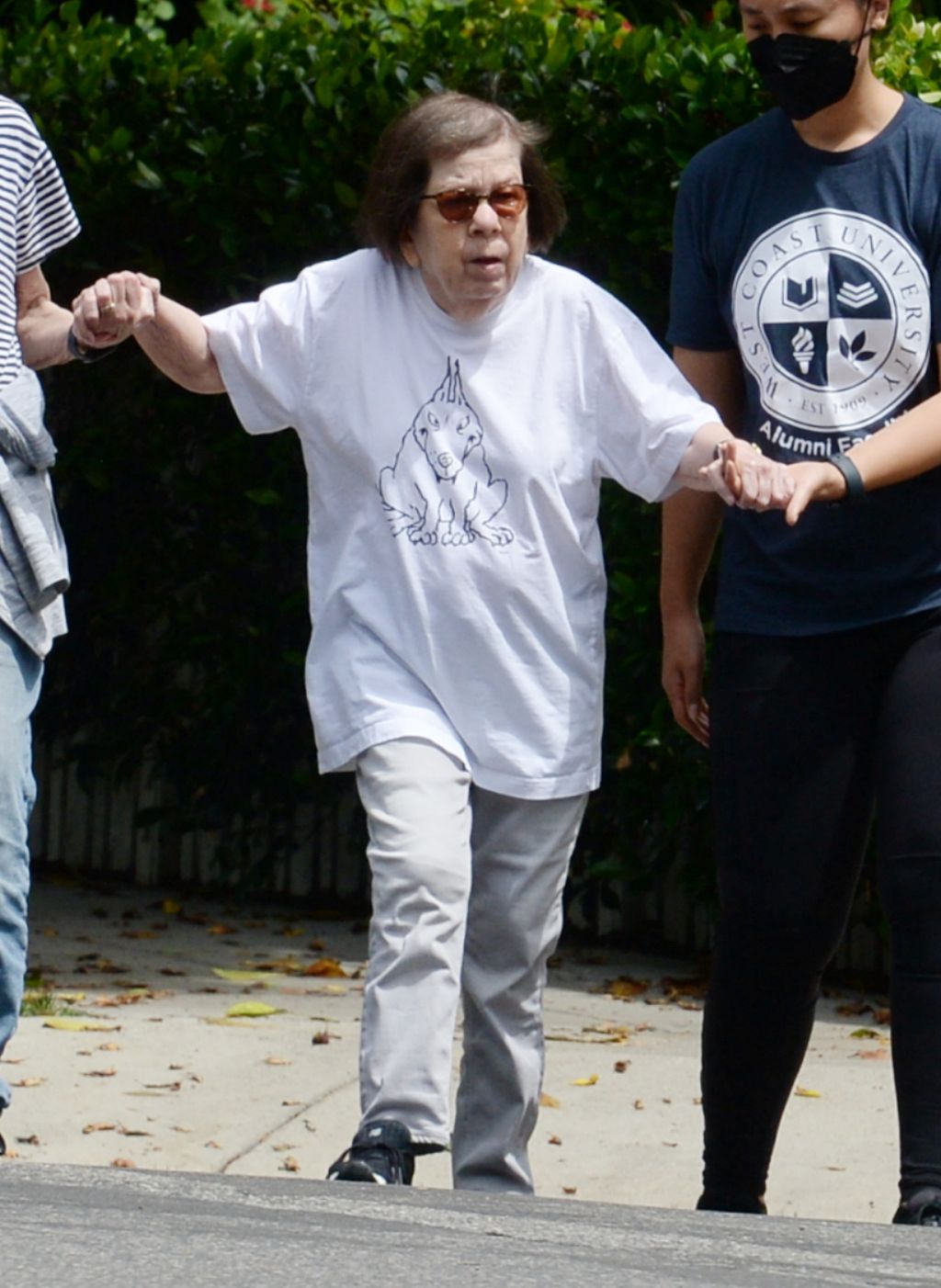 Linda Hunt