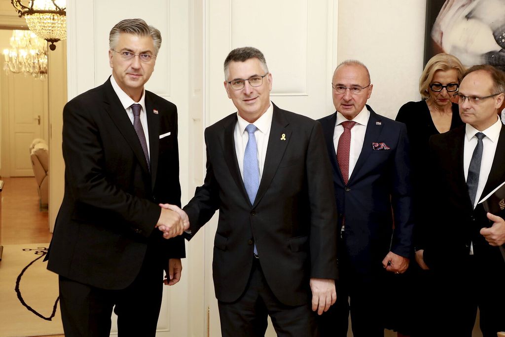 Propalestinski prosvjed ispred Banskih dvora - 2