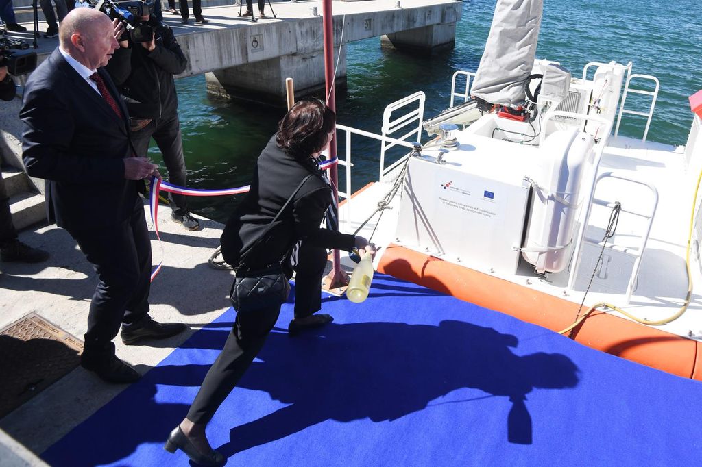 Danica Kramarić - 6