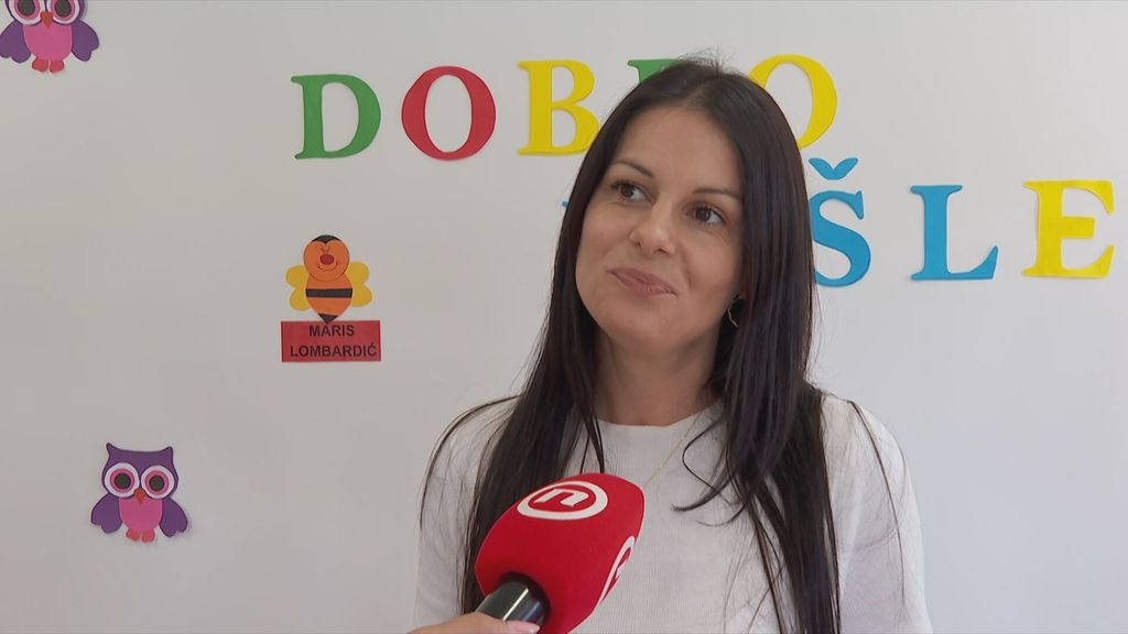 Drvenik Veli otvorio vrata za dvije učenice - 2