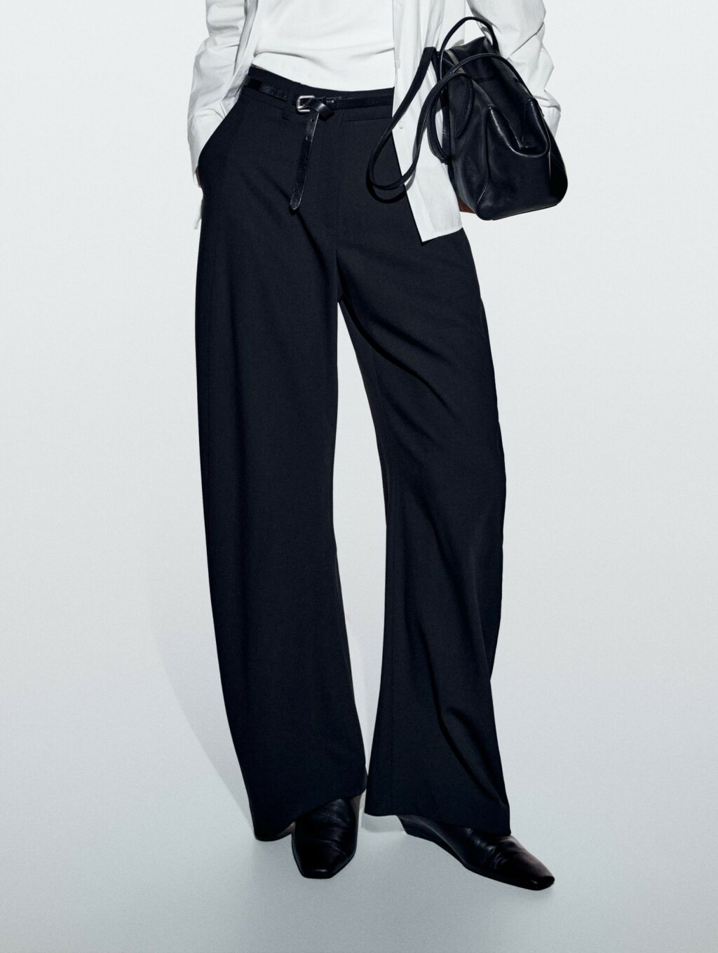 Crne hlače Massimo Dutti, 99,95 EUR