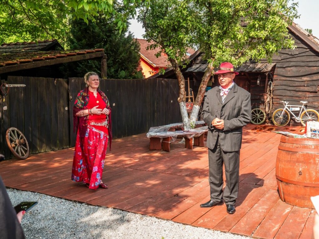 Romska kuća