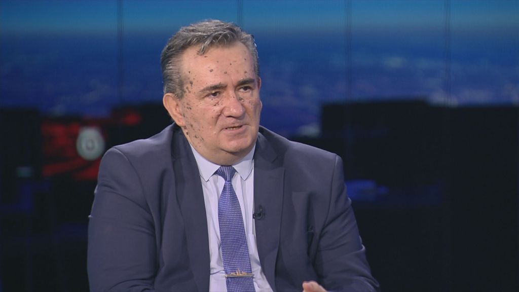 Ivica Mandić i voditelji Dnevnika Nove TV