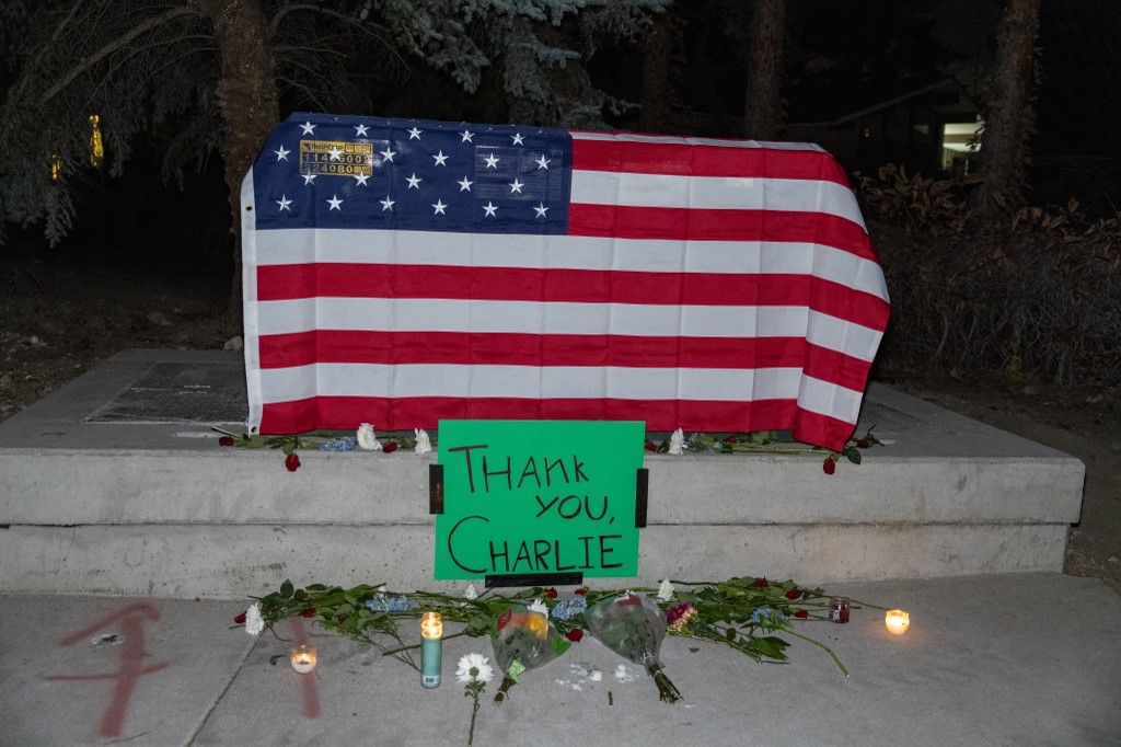 Bdijenje za Charlieja Kirka