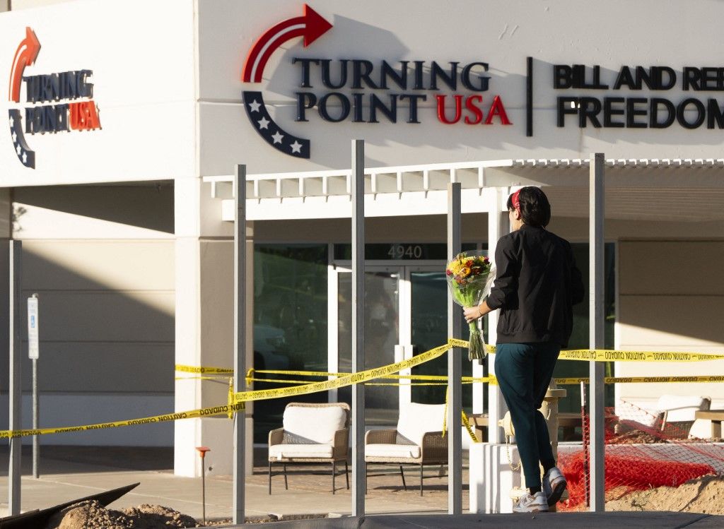 Bdijenje za Charlieja Kirka