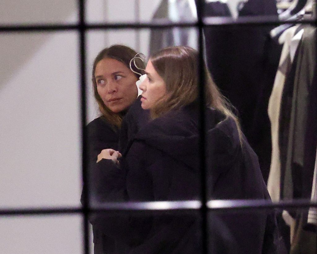 Mary-Kate i Ashley Olsen - 1