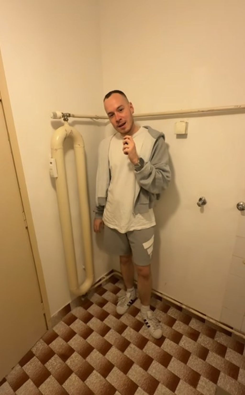 Marko Vuletić - kupaonica (prije)