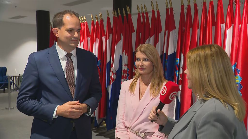 Petra Bulja, Ivan Malenica i Sabina Glasovac - 4