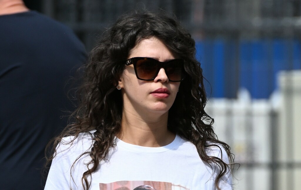 Crnka iz Zagreba nosi majicu sa simpatičnim natpisom