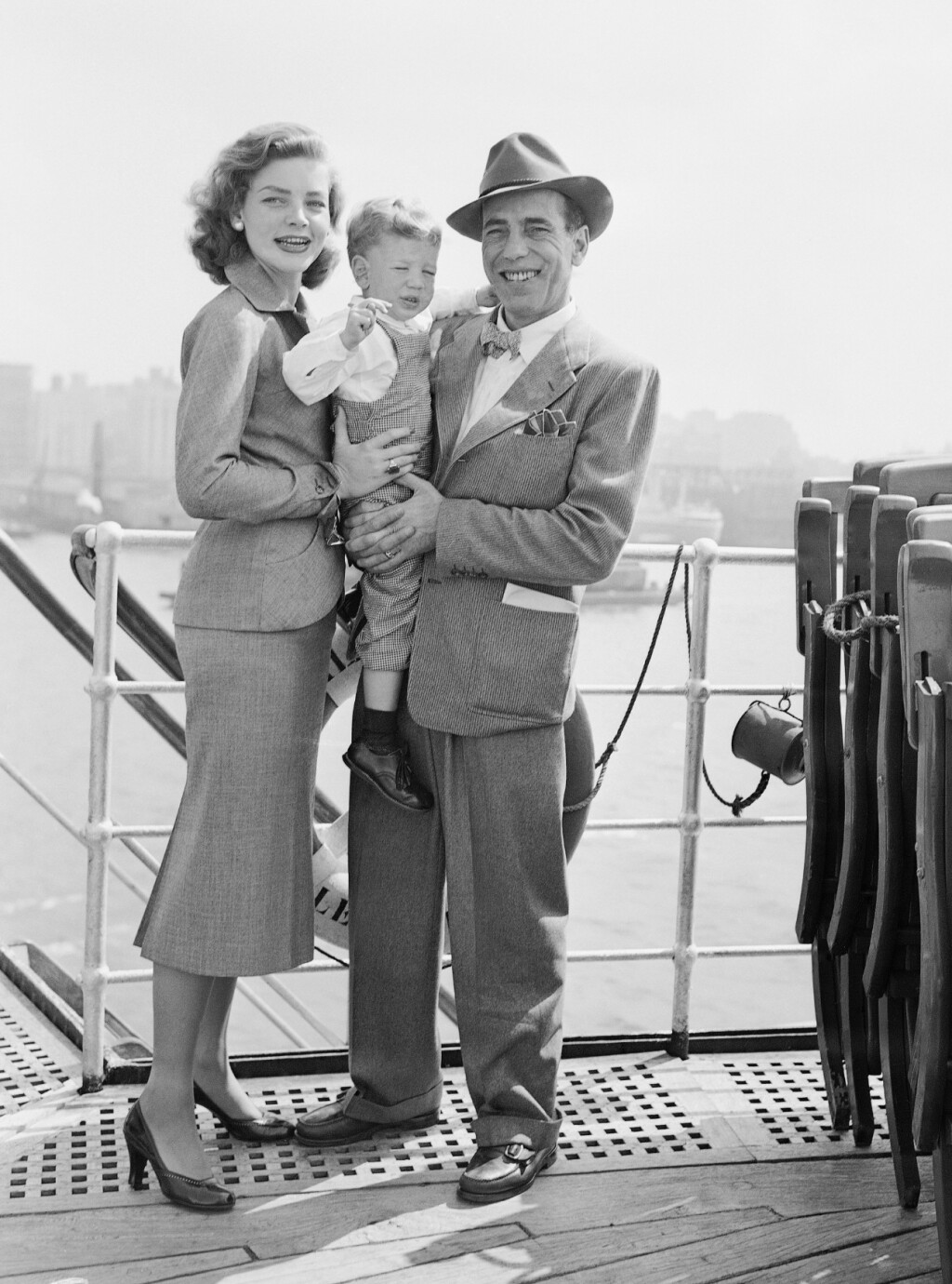 Lauren Bacall i Humphrey Bogart sa svojim sinom Stephenom