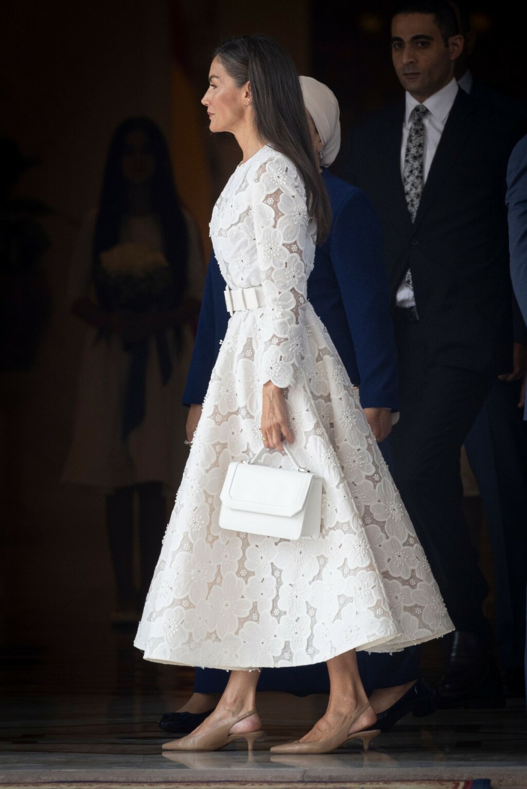 Kraljica Letizia u haljini od bijele čipke