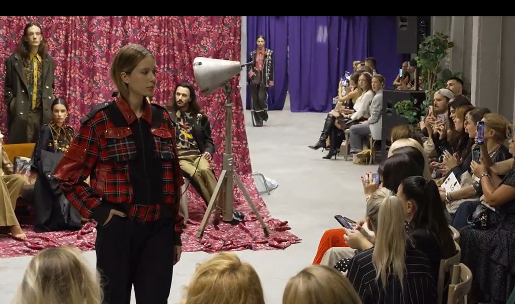 IN magazin: Robert Sever - 5