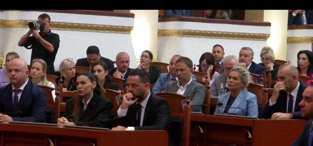 Albanija ima AI ministricu - 1