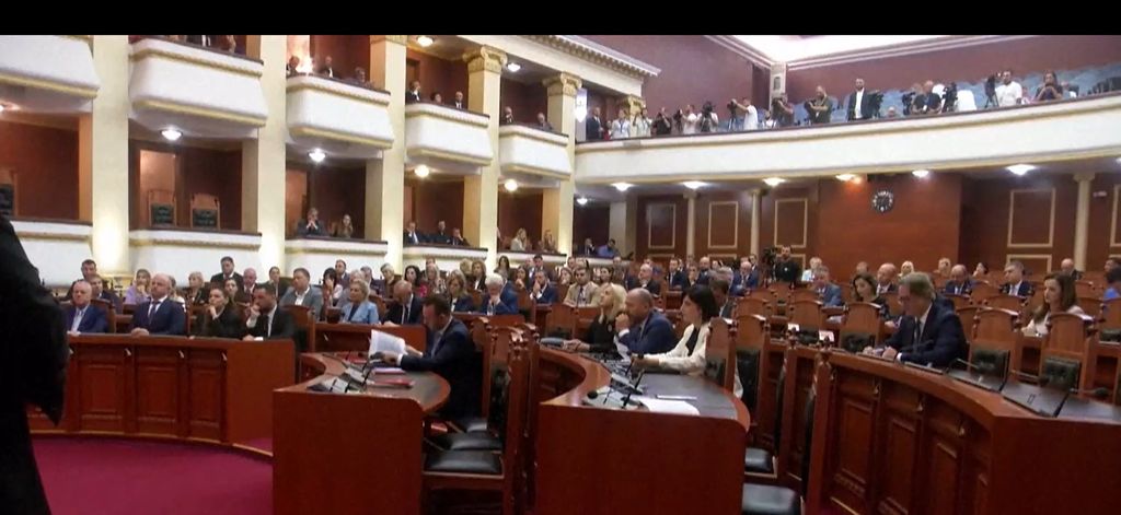 Albanija ima AI ministricu - 1