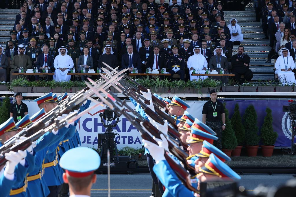 Vojna parada u Beogradu - 23