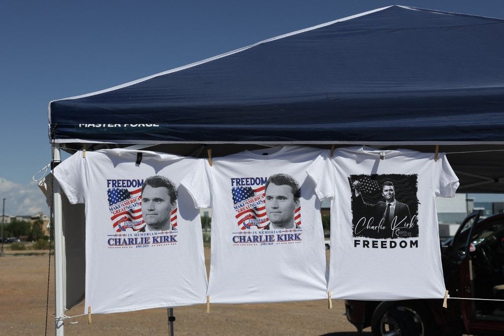 Trumpova galaksija okuplja se u Arizoni na ispraćaju Charlieja Kirka - 2