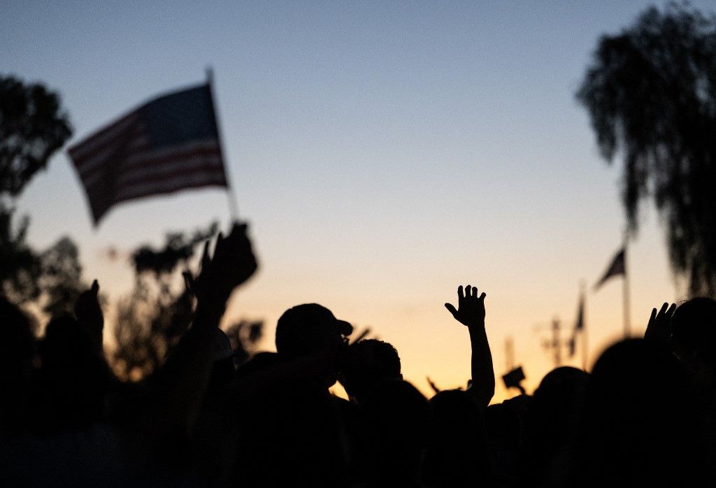 Trumpova galaksija okuplja se u Arizoni na ispraćaju Charlieja Kirka - 2