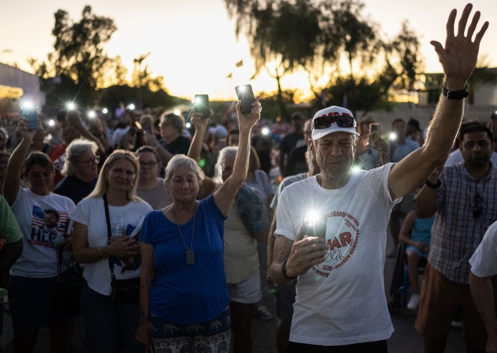 Trumpova galaksija okuplja se u Arizoni na ispraćaju Charlieja Kirka - 2