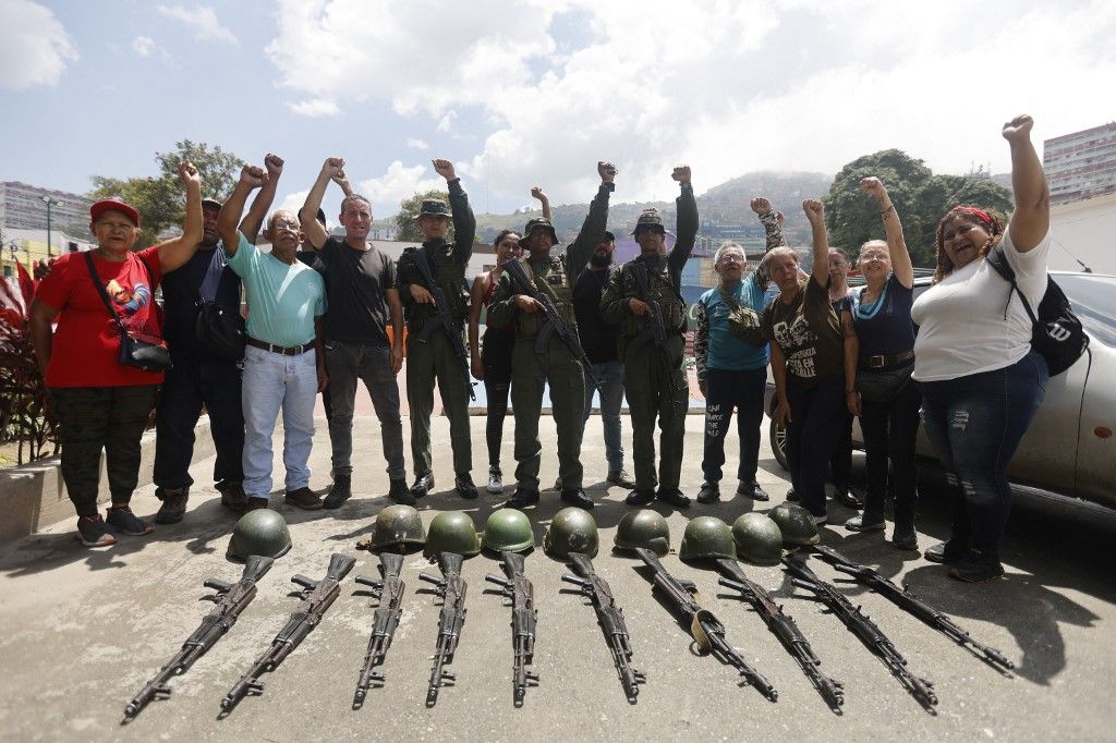 Venezuela obučava civile o uporabi oružja u slučaju američkog napada - 6