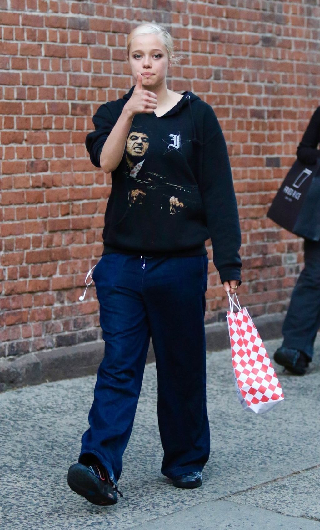 Shiloh Jolie-Pitt - 5