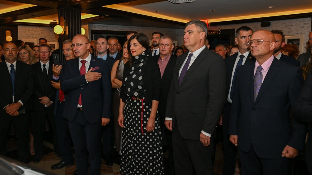 Točkasta kombinacija Sanje Musić Milanović