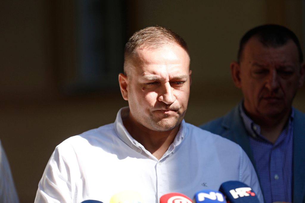 Eutanazija svinja na farmi u Sokolovcu - 1