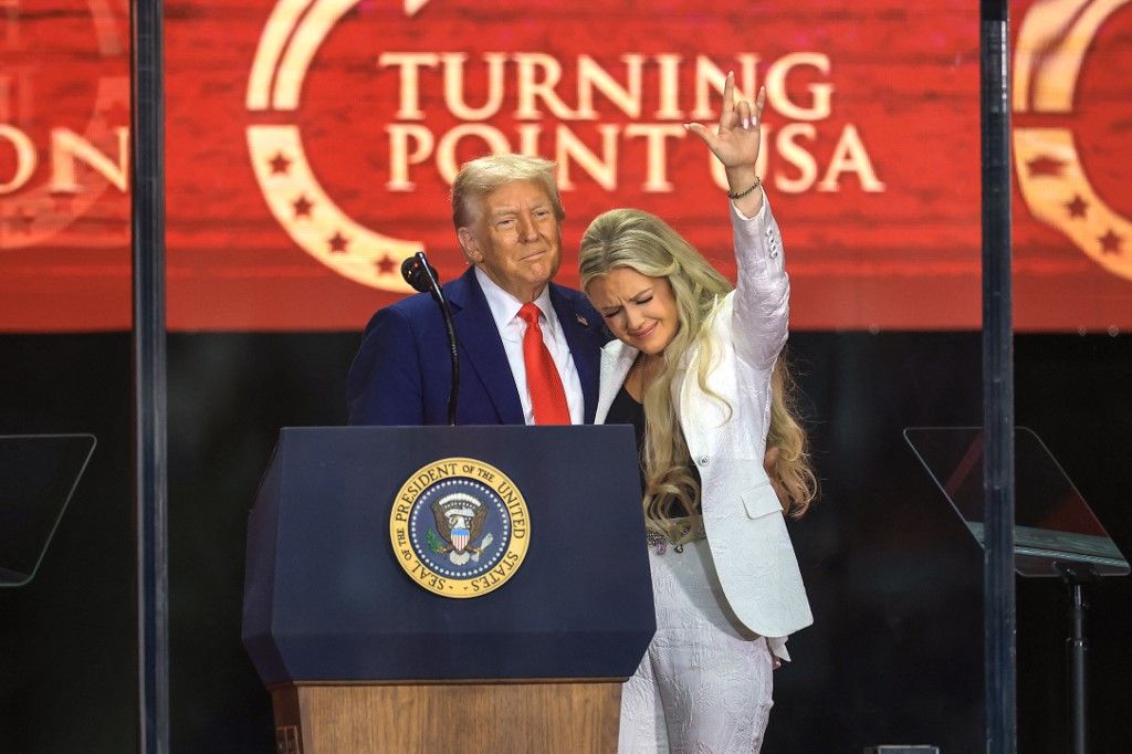 Erika Kirk na komemoraciji za supruga Charlieja Kirka - 1