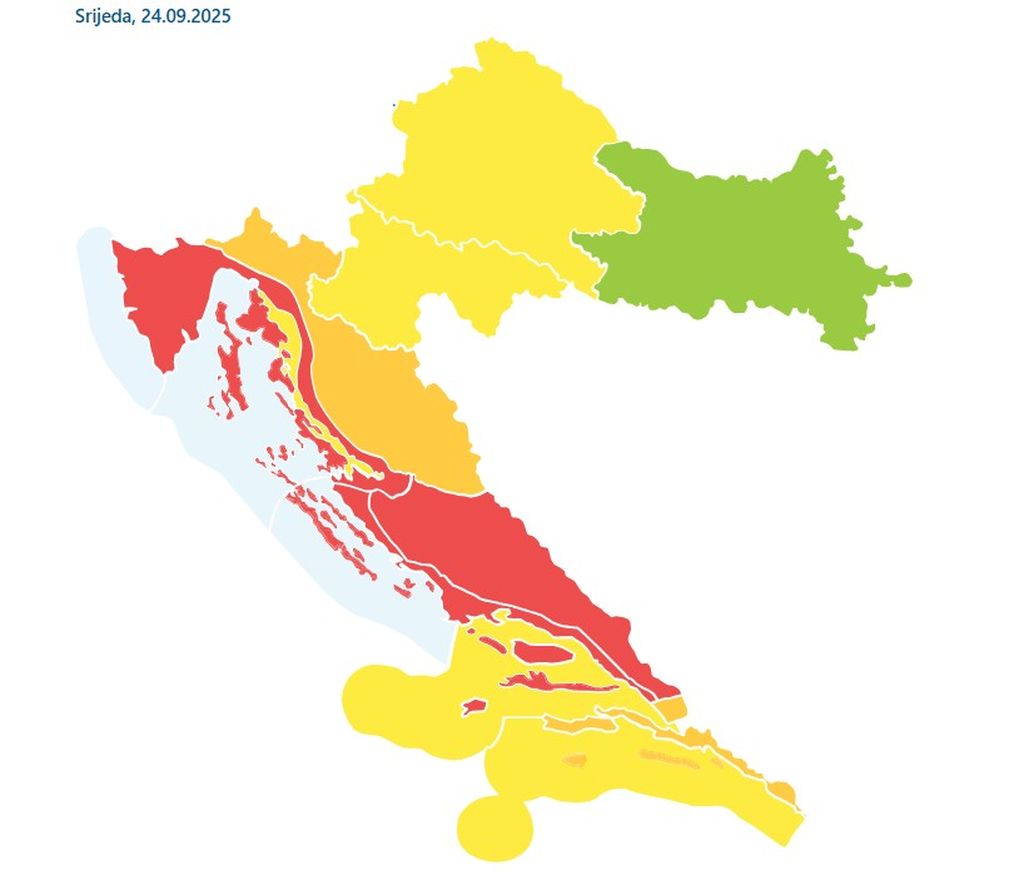 Jaka kiša stvara probleme u Šibeniku - 36