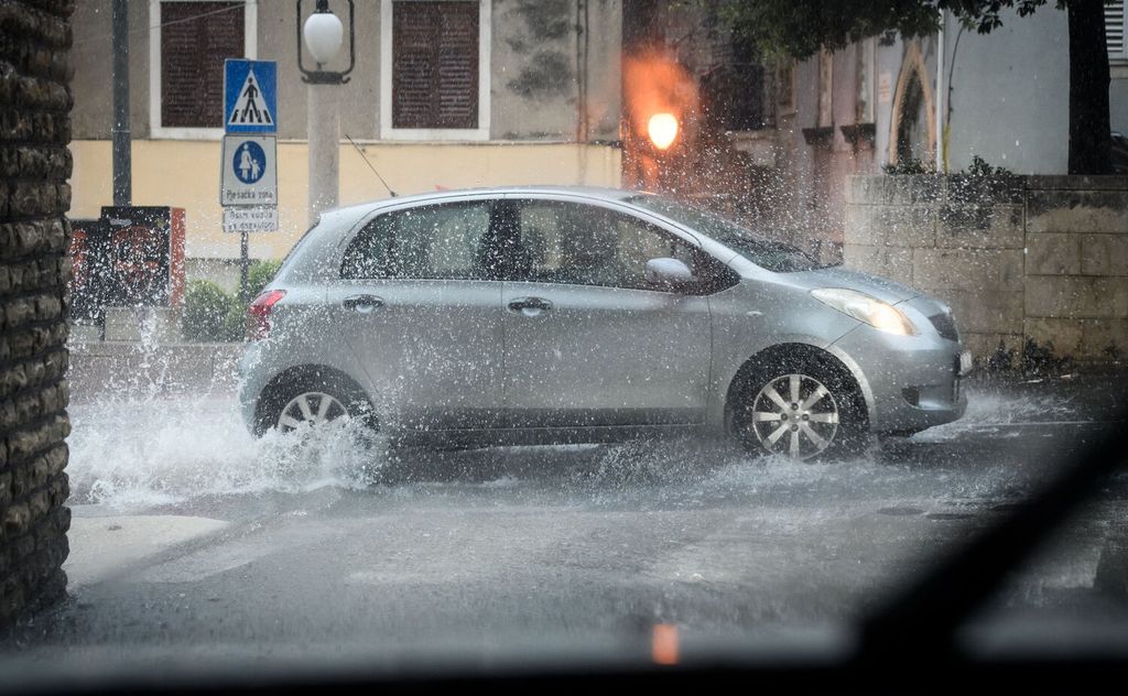 Oluja u Dalmaciji - 1