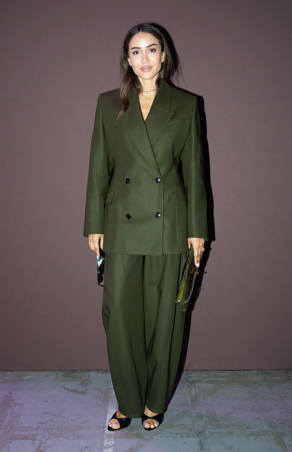 Tamara Kalinić na reviji Dhruva Kapoora u odijelu Alaia