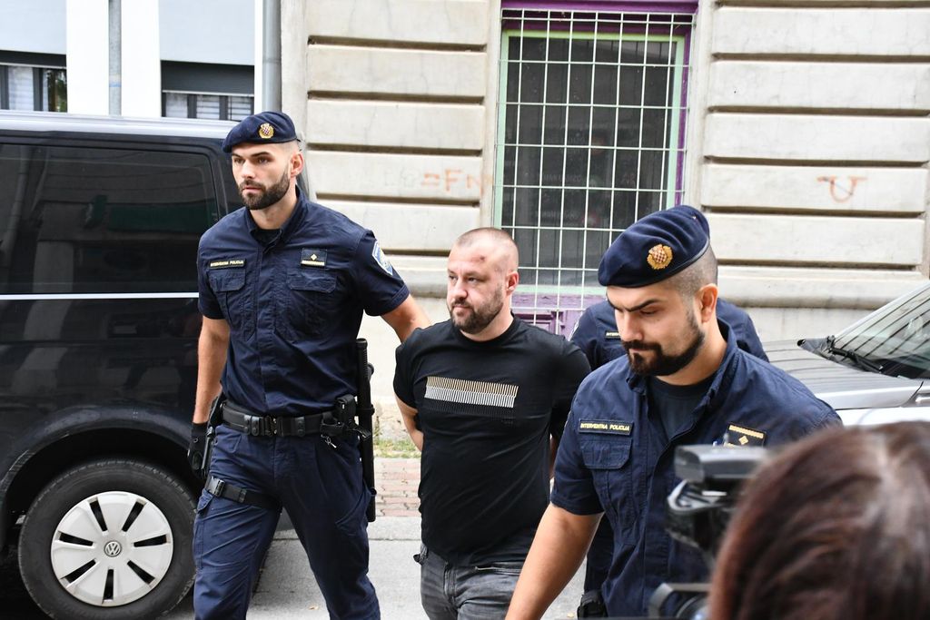 Privođenje osumnjičenog - 3