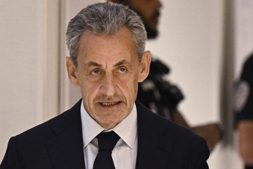 Nicolas Sarkozy i Muammar al-Gaddafi