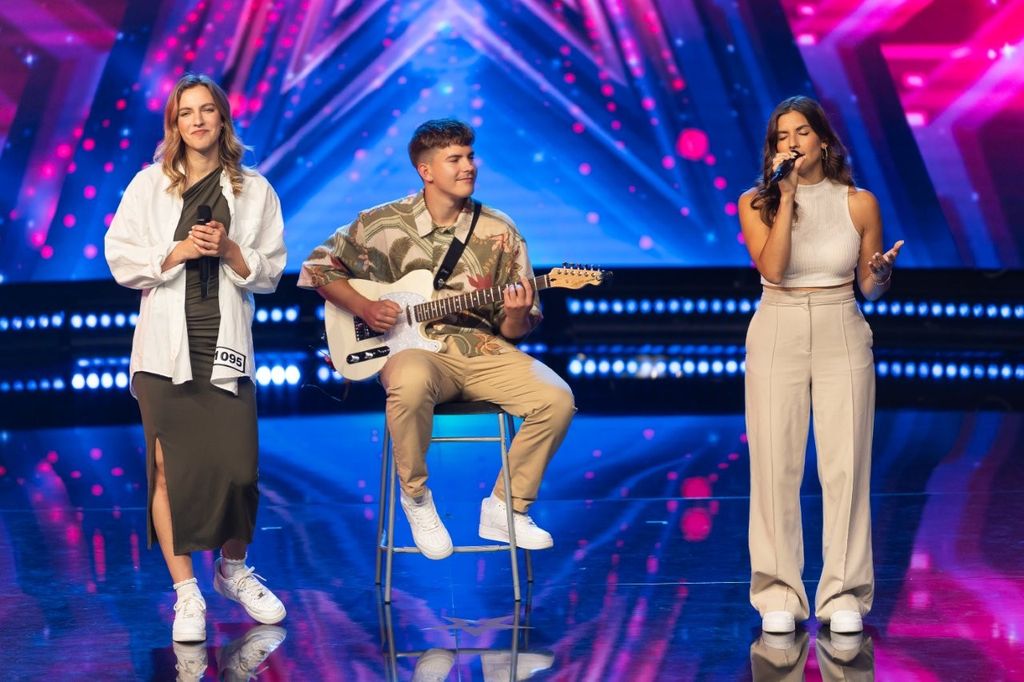 The Plut Family, Supertalent - 2