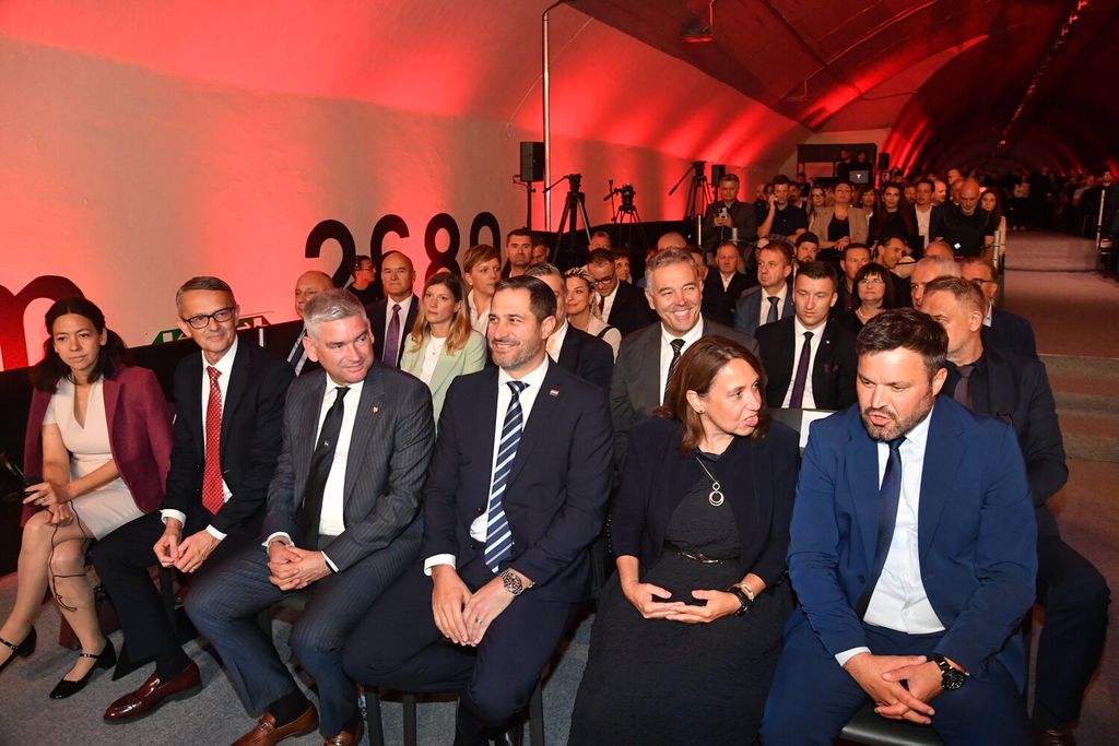 Svečano puštanje u promet obnovljene cijevi tunela Učka - 30