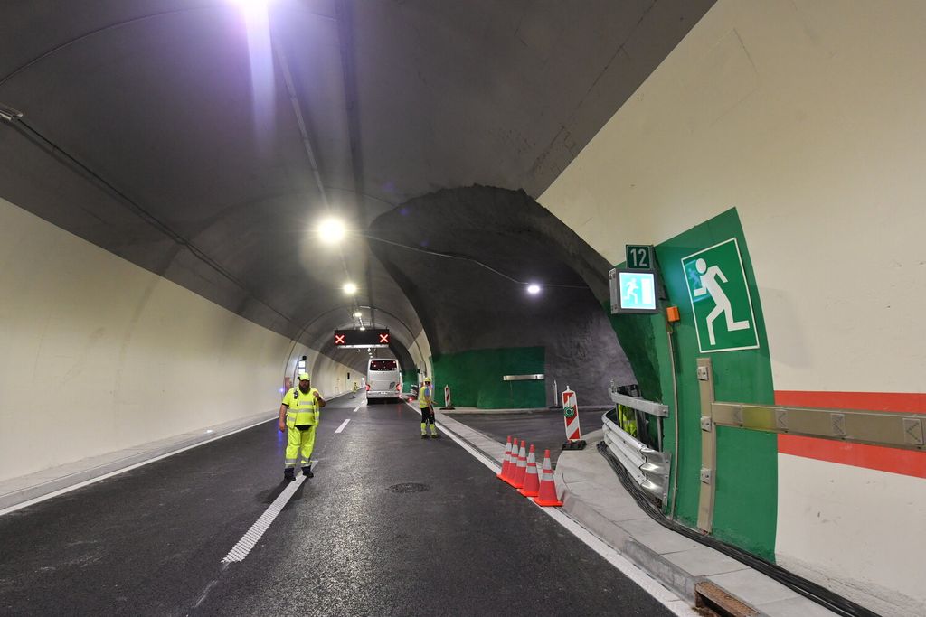 Svečano puštanje u promet obnovljene cijevi tunela Učka - 30