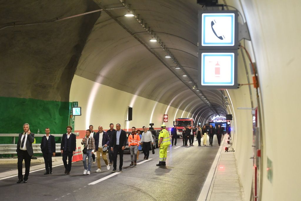 Svečano puštanje u promet obnovljene cijevi tunela Učka - 30